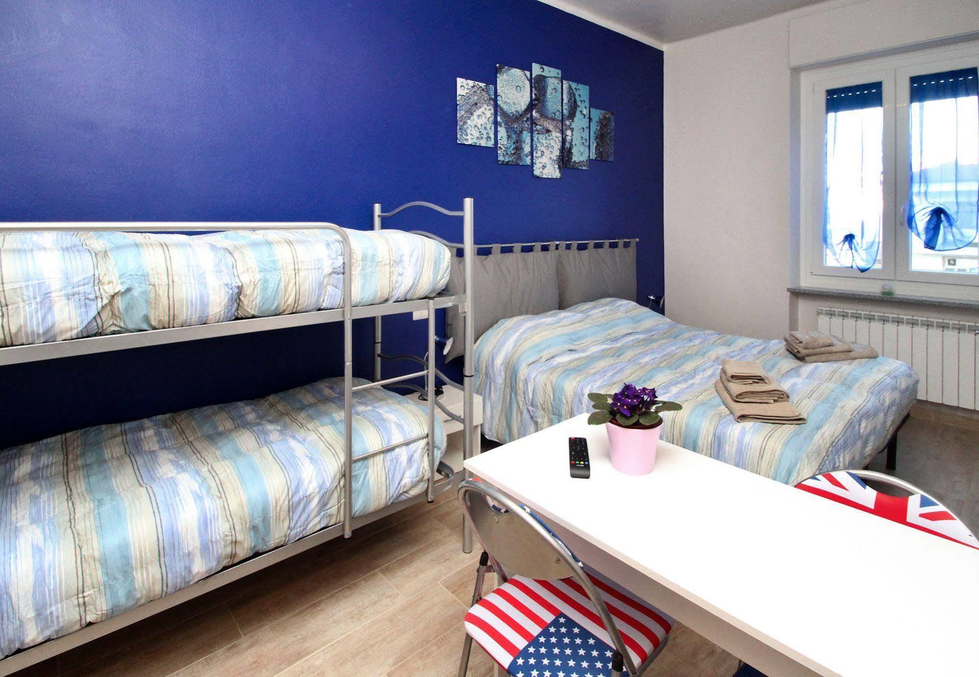 B&B Il Rosso E Il Blu Cuneo Ngoại thất bức ảnh